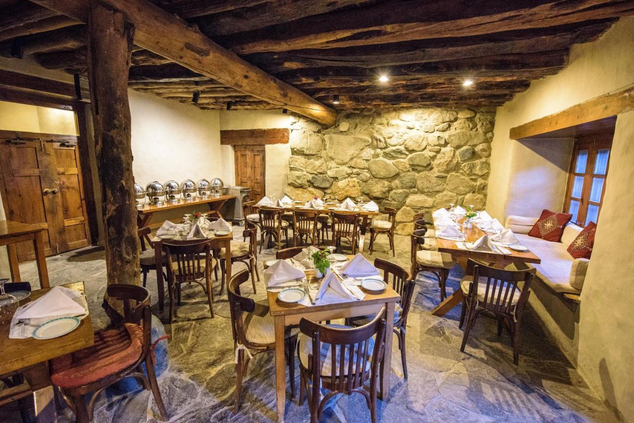Serena Shigar Fort Exterior foto